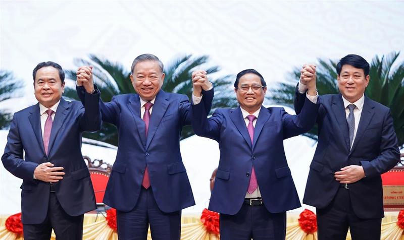 Tổng Bí thư, Chủ tịch nước Tô Lâm và các đồng chí Ủy viên Bộ Chính trị: Thủ tướng Phạm Minh Chính, Chủ tịch Quốc hội Trần Thanh Mẫn, Thường trực Ban Bí thư Lương Cường. (Ảnh: TTXVN).