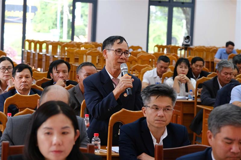 Đại biểu tham gia đóng góp ý kiến