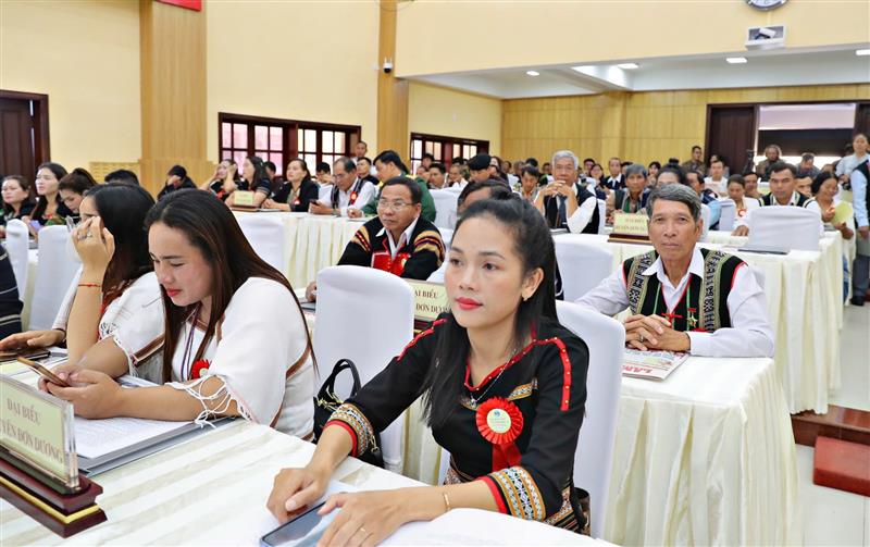 Đại diện các DTTS trên toàn tỉnh tham dự Đại hội.