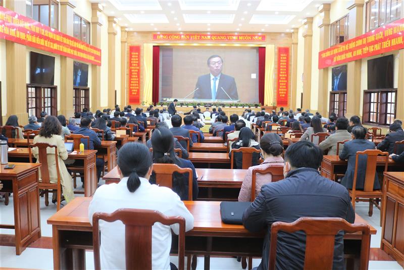 Quang cảnh Hội nghị tại điểm cầu Hội trường Tỉnh ủy Lâm Đồng.