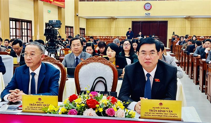 Lãnh đạo tỉnh tham dự phiên bế mạc.