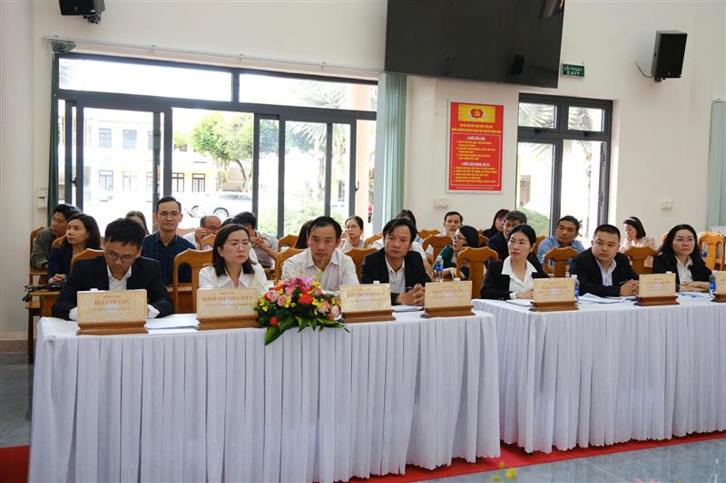 Các đại biểu tham dự Hội nghị