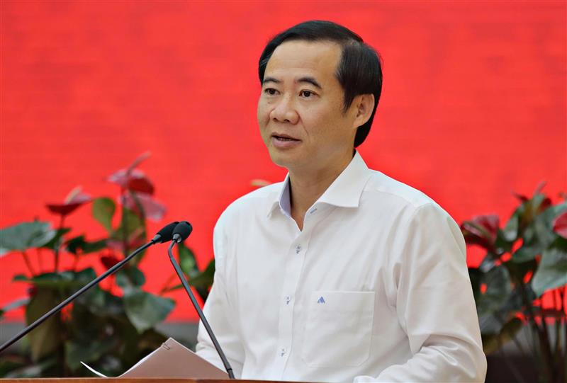 Quyền Bí thư Tỉnh uỷ Lâm Đồng Nguyễn Thái Học phát biểu giao nhiệm vụ cho các cán bộ được điều động, bổ nhiệm