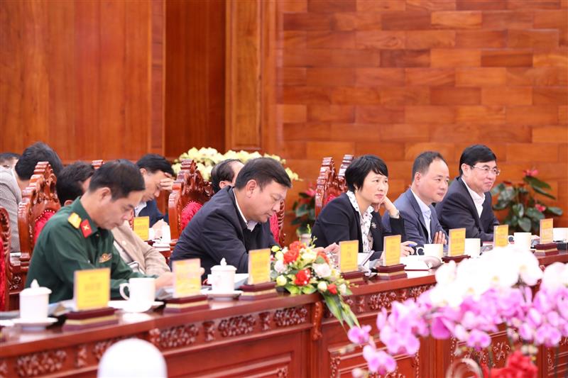 Lãnh đạo Tỉnh uỷ và lãnh đạo các ban, ngành của tỉnh Lâm Đồng tại buổi làm việc.