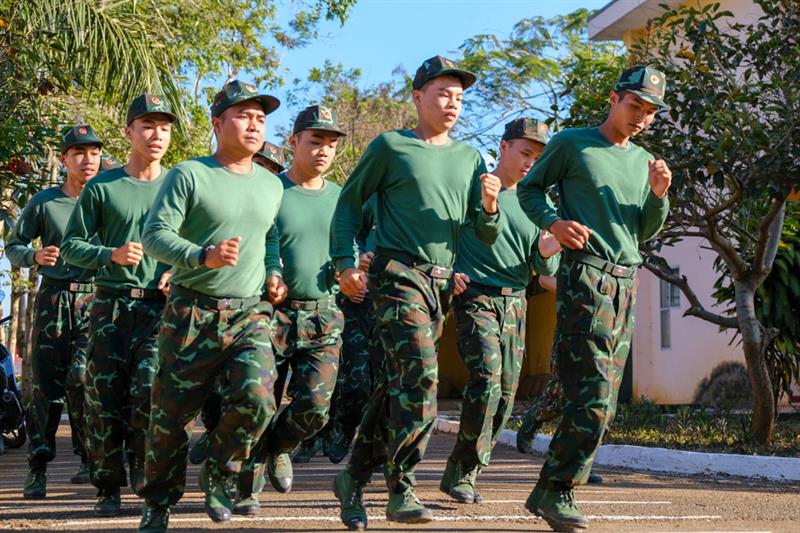 Trong nửa nhiệm kỳ qua lực lượng vũ trang tỉnh đã hoàn thành tốt nhiệm vụ chính trị được giao.