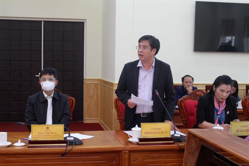 Các đại biểu tham gia góp ý, thảo luận về các nội dung chuẩn bị trình kỳ họp thứ 6 sắp tới