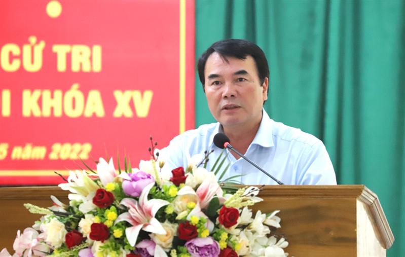 Ông Phạm S - Phó Chủ tịch UBND tỉnh Lâm Đồng tiếp thu, giải trình các ý kiến, kiến nghị của cử tri thuộc thẩm quyền
