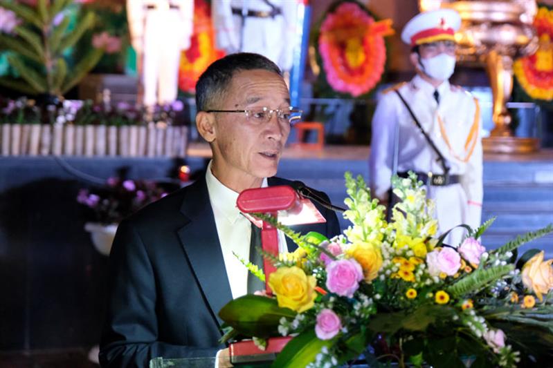 Đồng chí Trần Văn Hiệp - Phó Bí thư Tỉnh ủy, Chủ tịch UBND tỉnh phát biểu tại buổi lễ