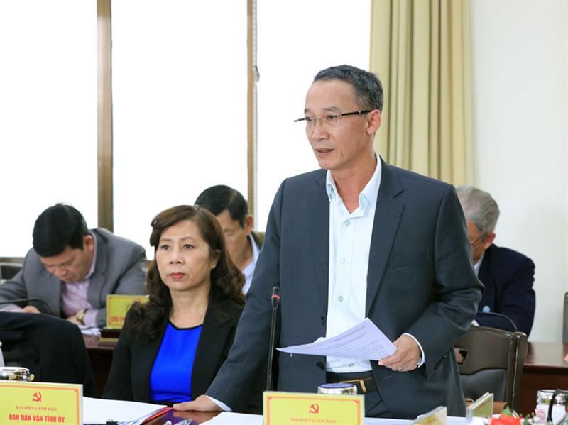 Đồng chí Trần Văn Hiệp - Ủy viên BTV, Trưởng Ban Tuyên giáo Tỉnh ủy phát biểu tại buổi làm việc