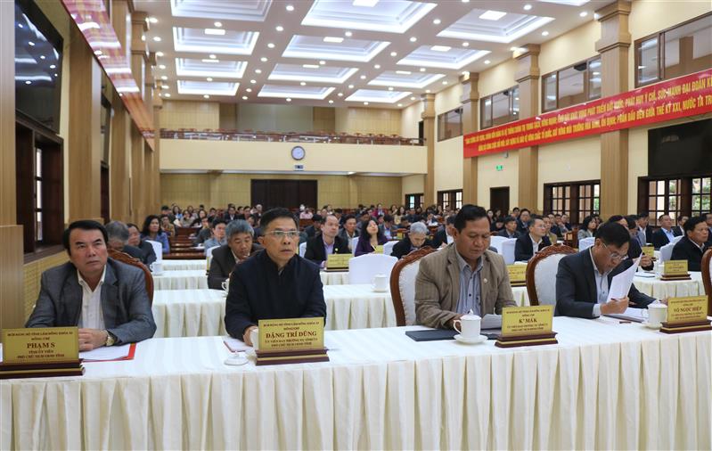 Các đại biểu tham dự Hội nghị tại điểm cầu Hội trường Tỉnh ủy Lâm Đồng.