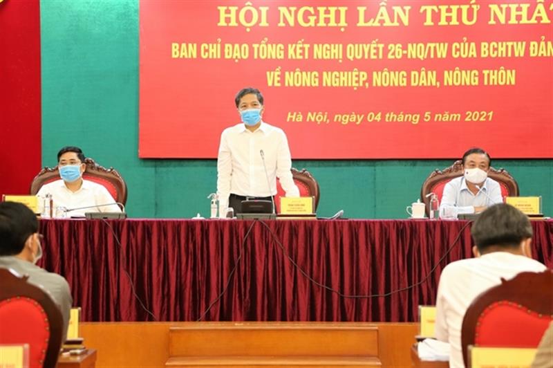 Đồng chí Trần Tuấn Anh phát biểu chỉ đạo tại Hội nghị. 